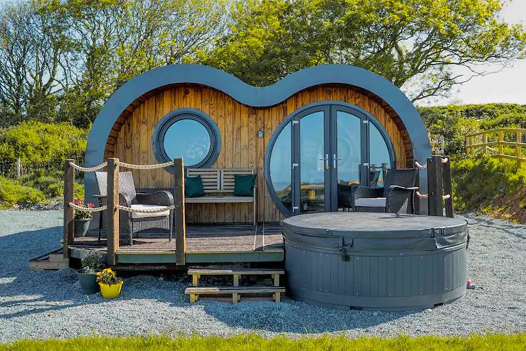 Buying Glamping Pods Customized