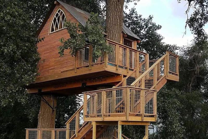 The Kottage Knechtion Treehouse in Nebraska