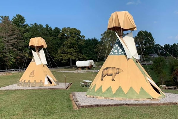 West Glam Frontier Glamping tipi