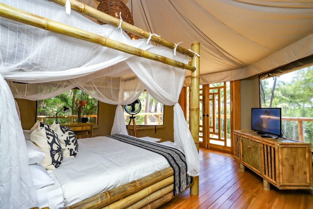 Wavefront Bamboo Glamping in Costa Rica Paradise