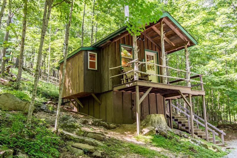 Charming Glamping West Virginia Experience