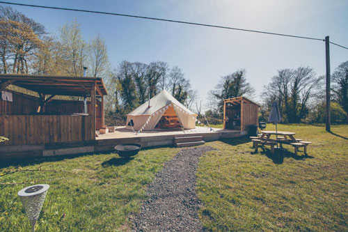 Glamp and Tipple Norfolk Glamping with Hot Tub