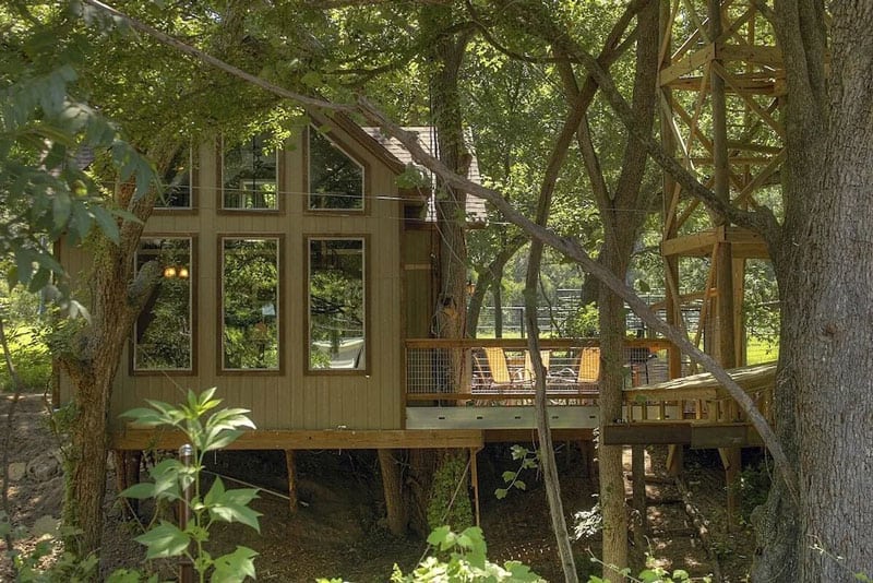 Guadalupe River Treehouse New Braunfels Cabin