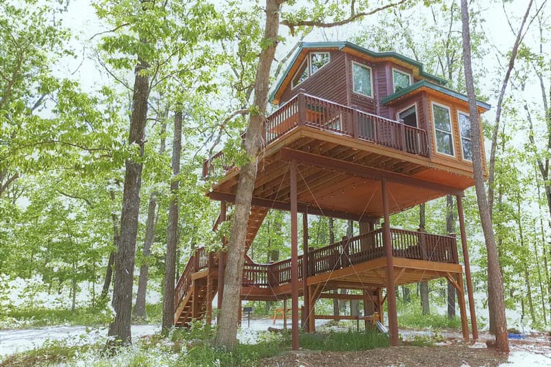 High Hope Treehouse Cabin in Missouri