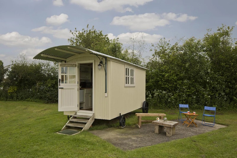 Yorkshire Shepherds Hut for Two on the Coast