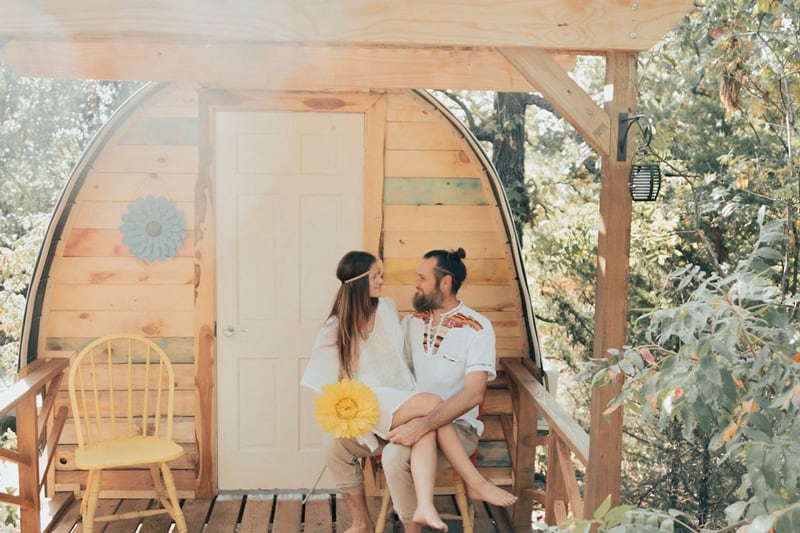 Sunny's Hut Romantic Cabins in Oklahoma at Three Ponds Community