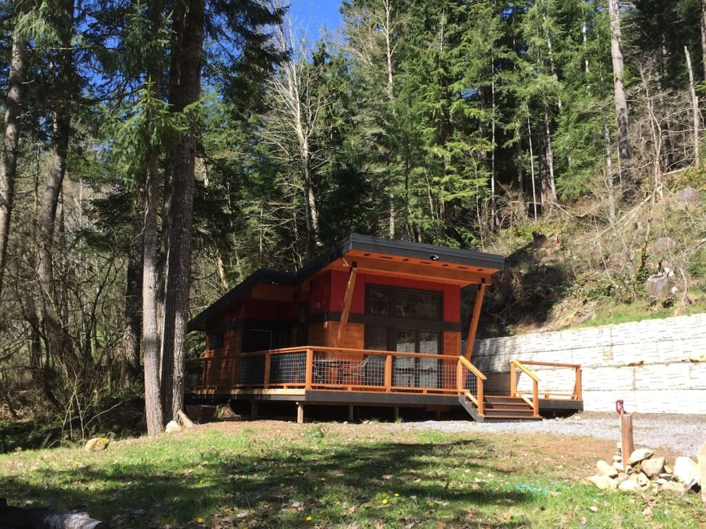 Modern Mt. Rainier Cabin