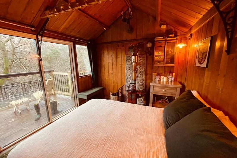 Crumbleclive Cabin Glamping in North Yorkshire With Hot Tub