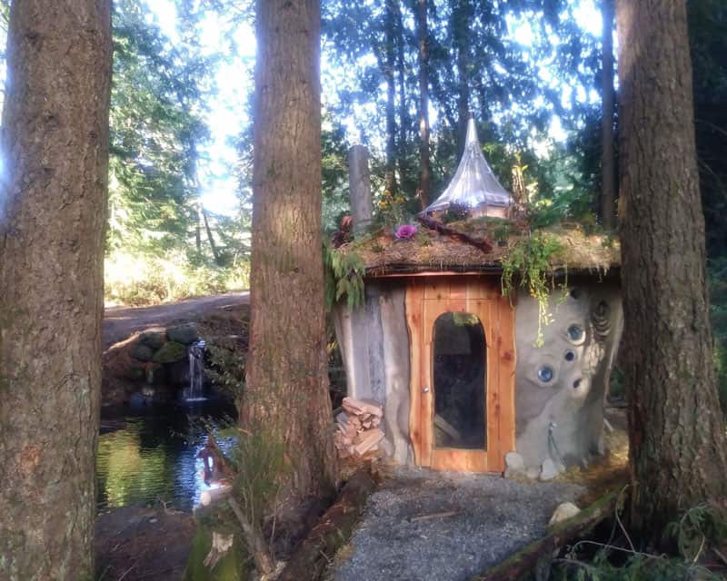 Cabins in Washington at SunRay Shire