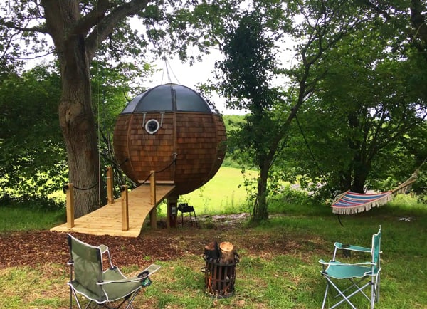 glamping sphere in new forest view from outside
