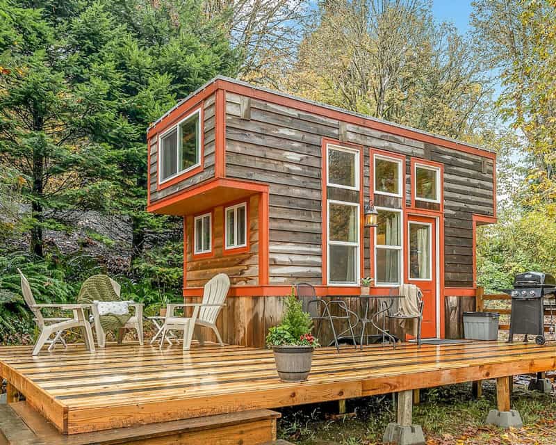 Unique Glamping in Oregon Tiny Home