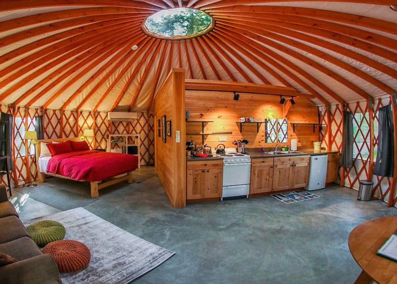 Cozy Yurt Glamping Acadia National Park
